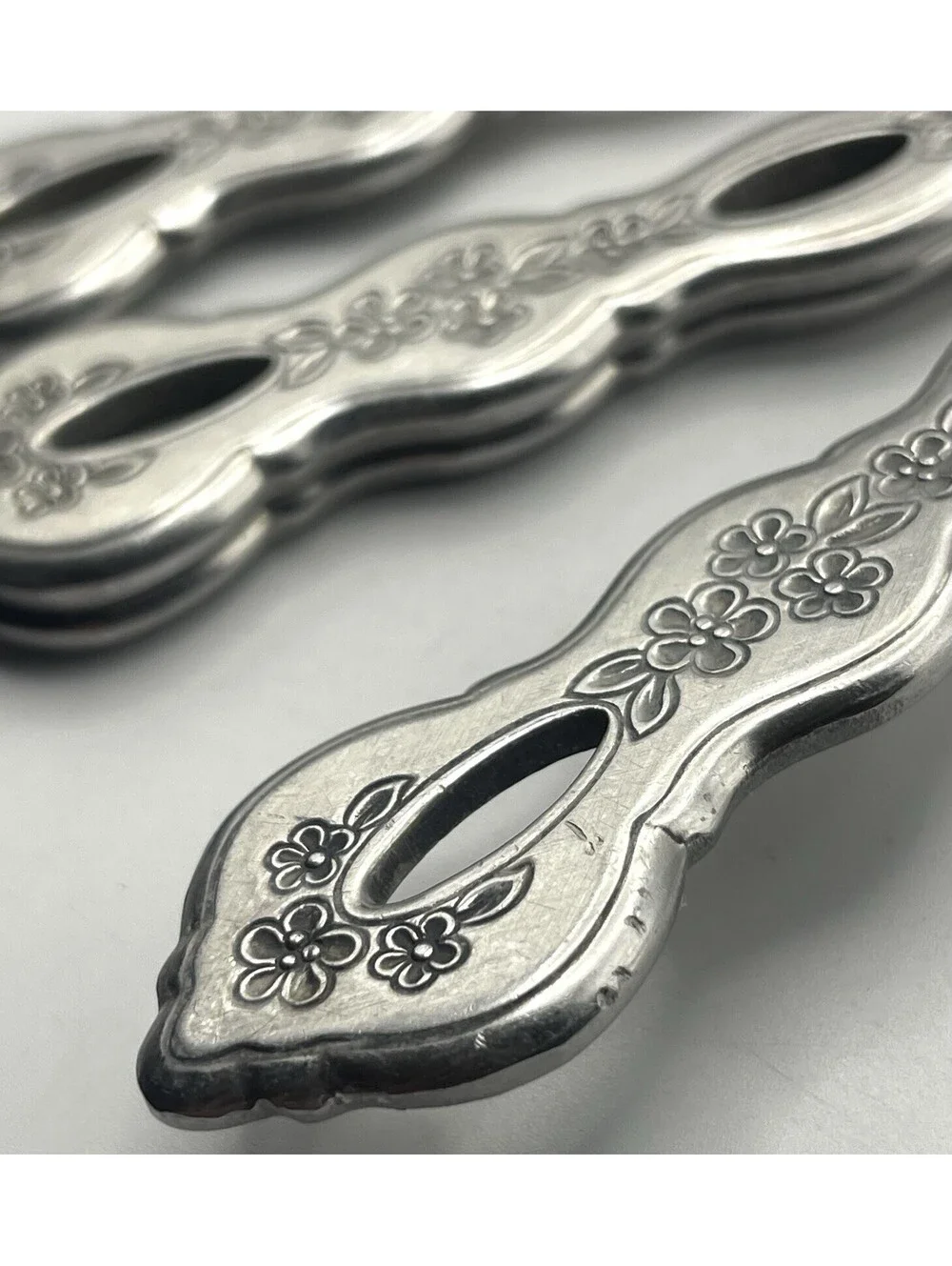 4- Oneida Community FANTASY Burnished Stainless Pierced Hndl Dinner Fork ~7.25”
